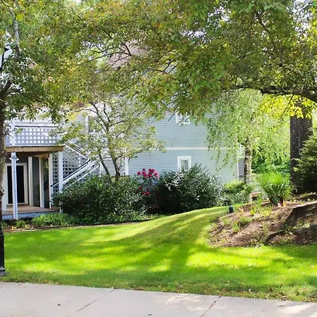 Cozy French Style Villa- 3 Bed-Casino-Pools-Jacuzzi Norwich Exterior photo