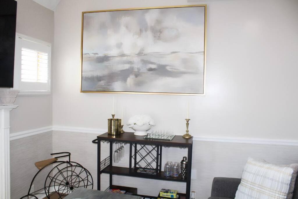 Cozy French Style Villa- 3 Bed-casino-pools-jacuzzi Apartment *