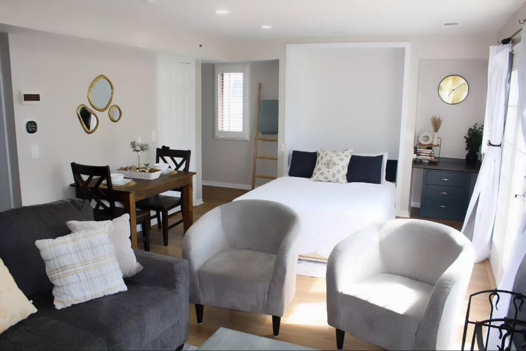 Apartment Cozy French Style Villa- 3 Bed-casino-pools-jacuzzi Norwich
